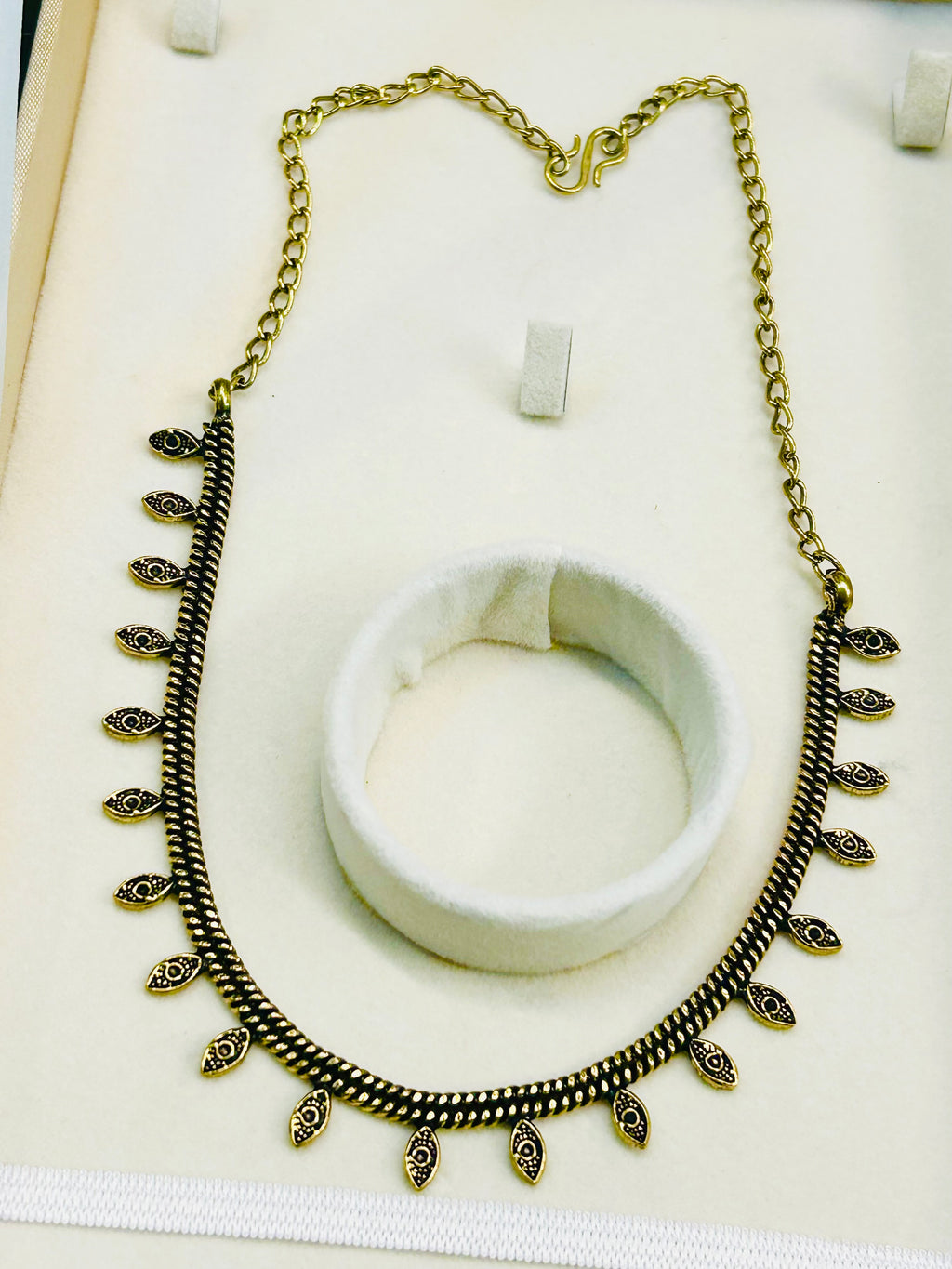 TR040- MEHNDI