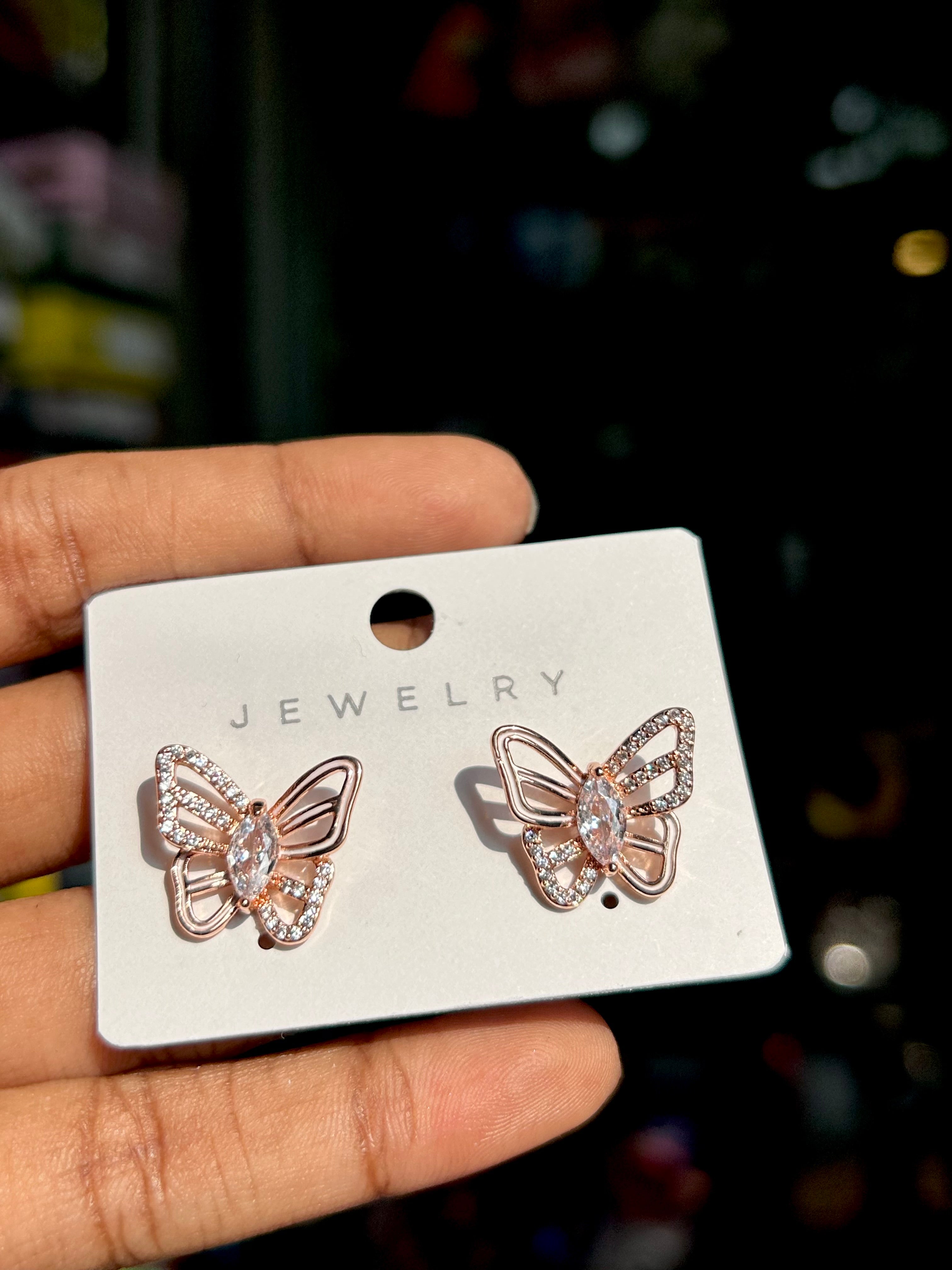 ML015- Butterfly
