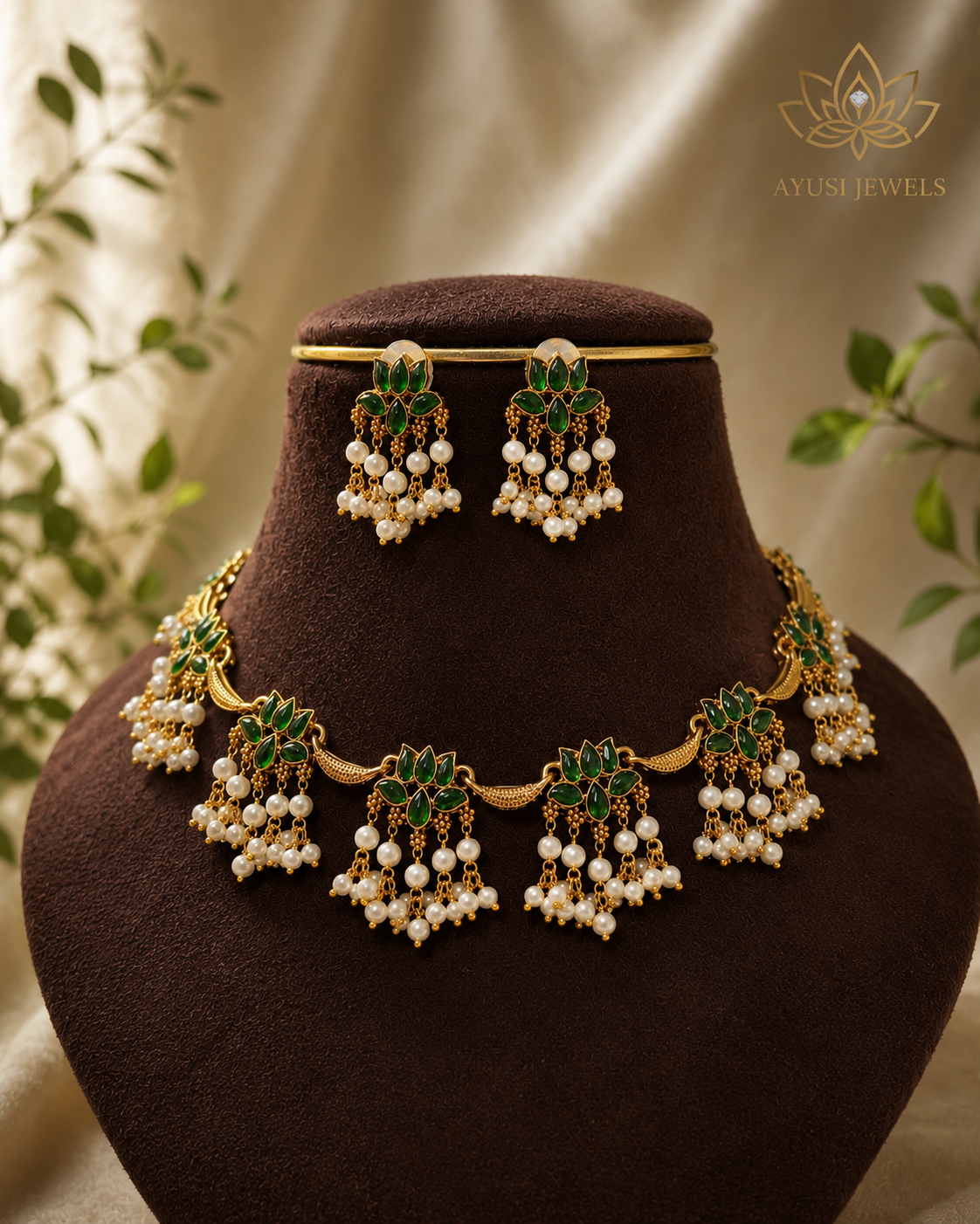 TR412 - Lotus Pearl necklace