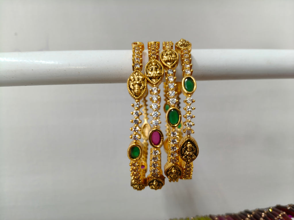 AB011