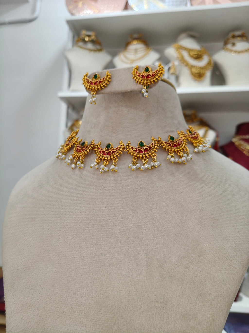 TR518